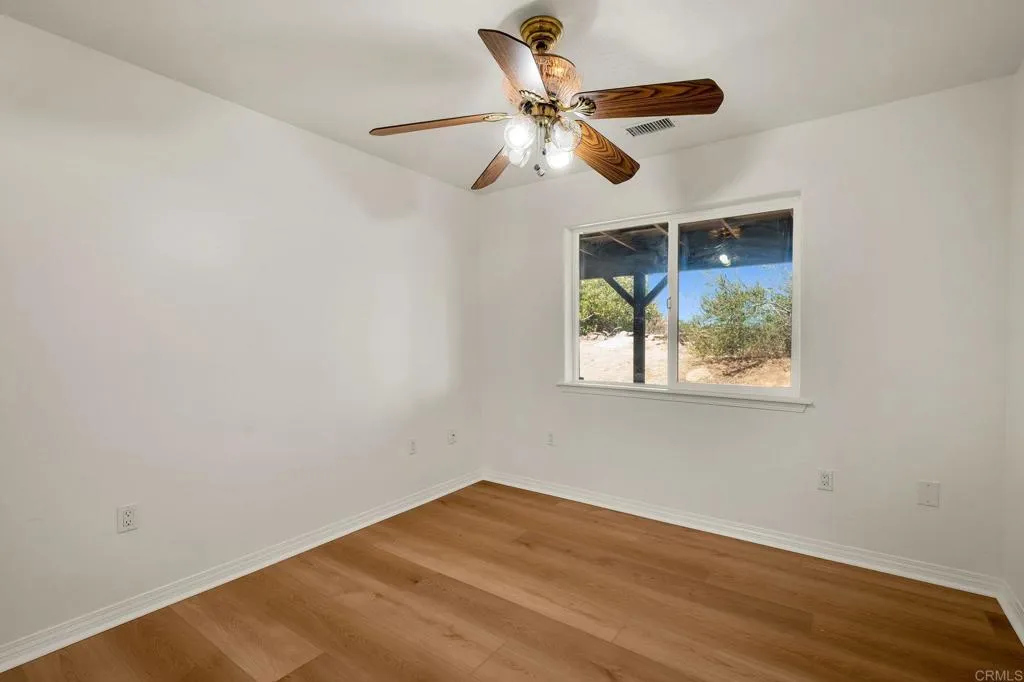https://cdn.realtyfeed.com/cdn/127/306779491/1f245dca681cd83c3e0403fc2b87ab7f.webp