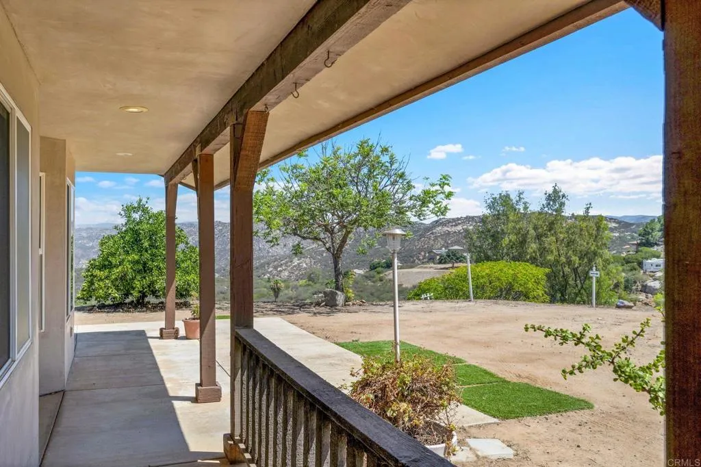 https://cdn.realtyfeed.com/cdn/127/306779491/3b3fa75cb2f7ce903bc0ed7523dd2688.webp