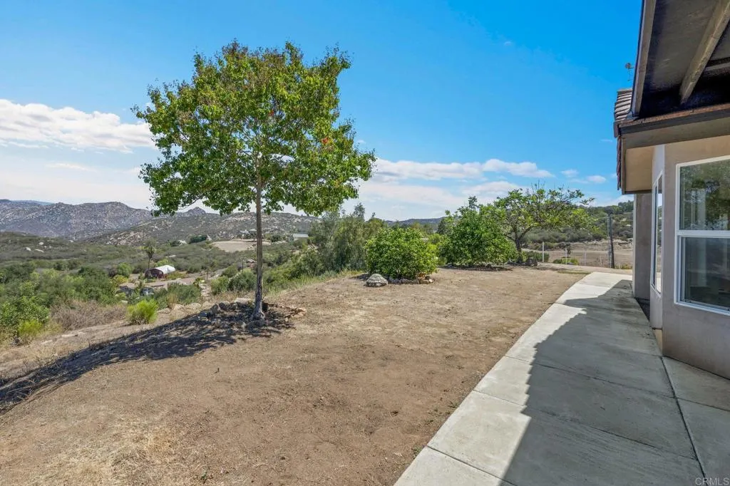 https://cdn.realtyfeed.com/cdn/127/306779491/45a783243517a64bf25a99e5648d76c6.webp