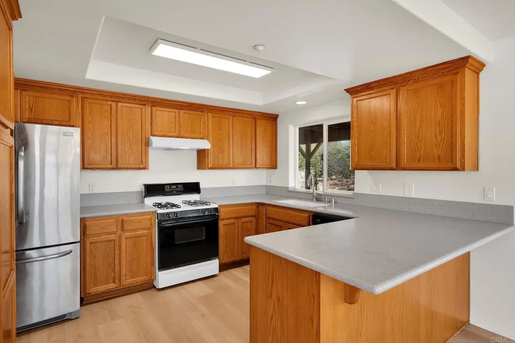 https://cdn.realtyfeed.com/cdn/127/306779491/6e2ef783d8b6691d891822d701179b6d.webp