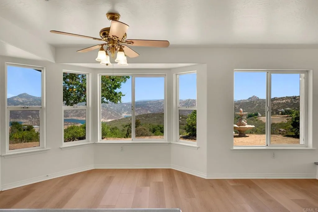 https://cdn.realtyfeed.com/cdn/127/306779491/70cdecc48736806e81248ec1df9a048f.webp