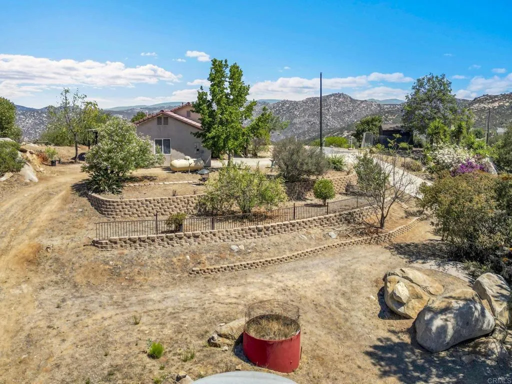 https://cdn.realtyfeed.com/cdn/127/306779491/9e536da8c65e863bba733bf378e5c385.webp