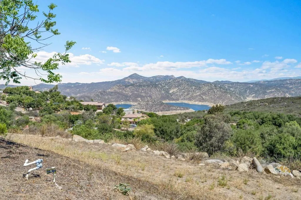 https://cdn.realtyfeed.com/cdn/127/306779491/d3c2e3e9d2bef5fd99ae114056b0ef9f.webp