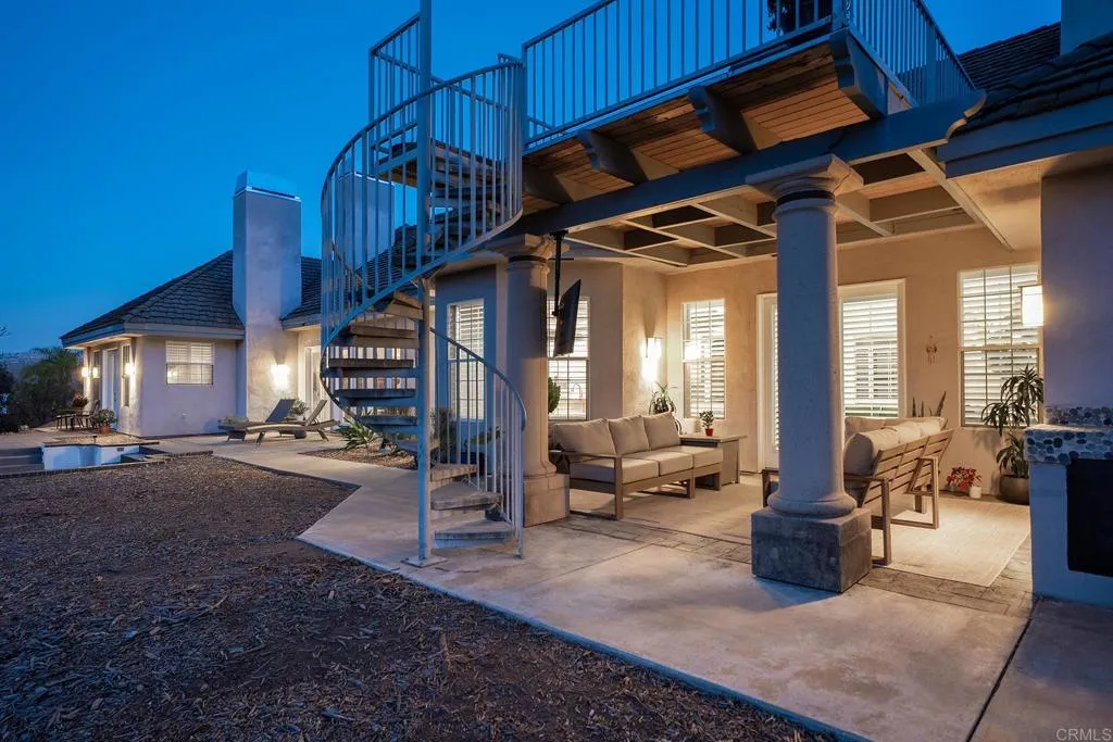 https://cdn.realtyfeed.com/cdn/127/306779524/7f0a0bca8ec1e8cc7c467e1aba968e8b.webp