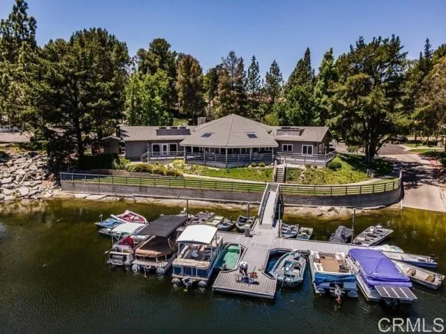 https://cdn.realtyfeed.com/cdn/127/306779524/89be8a38dc84569015c896148bba9aea.webp