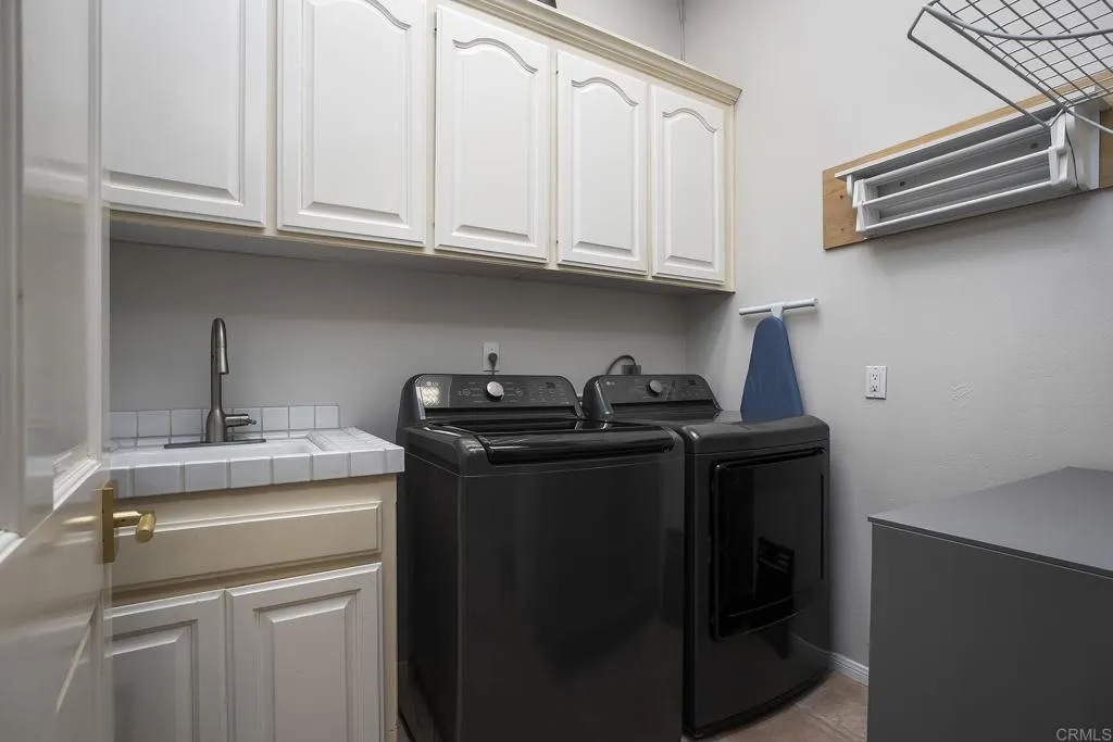 https://cdn.realtyfeed.com/cdn/127/306779524/8eaf66f42c43fa2663052feb2083813a.webp