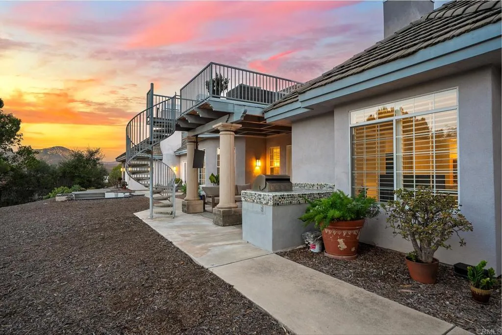 https://cdn.realtyfeed.com/cdn/127/306779524/f64771357db7bac75be4dfb7caa680ac.webp