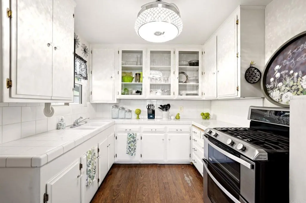https://cdn.realtyfeed.com/cdn/127/306779531/b0bdf3ae9ae3da62669c4172fba89456.webp