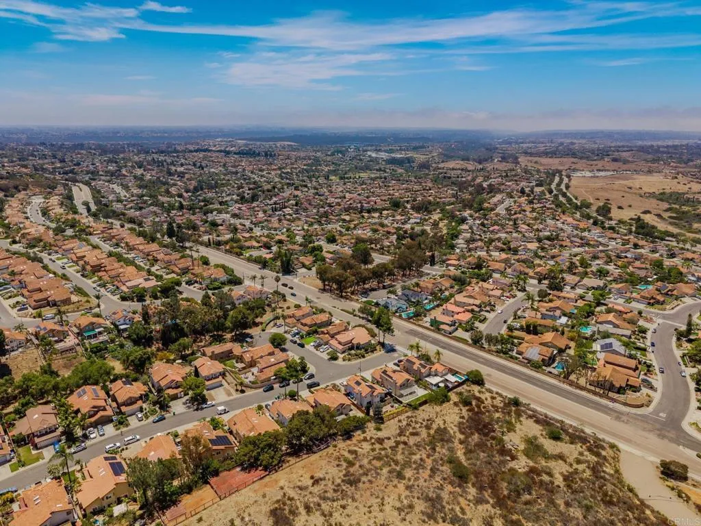 https://cdn.realtyfeed.com/cdn/127/306779576/1acaa7a958b9303d4bc066a26a805783.webp