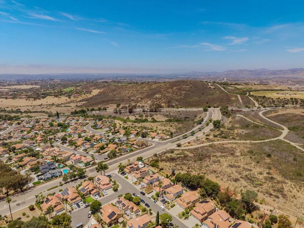 https://cdn.realtyfeed.com/cdn/127/306779576/6cf6a1761c3fd4f378da530b342ffb64.webp