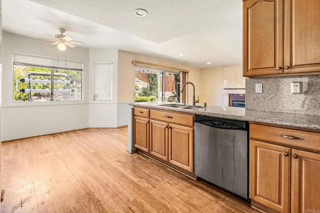 https://cdn.realtyfeed.com/cdn/127/306779576/a17f552432938dc423375f8335a3f5de.webp