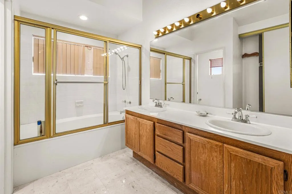 https://cdn.realtyfeed.com/cdn/127/306779576/b5c8be1e302eef72f2b2542902b73e0b.webp