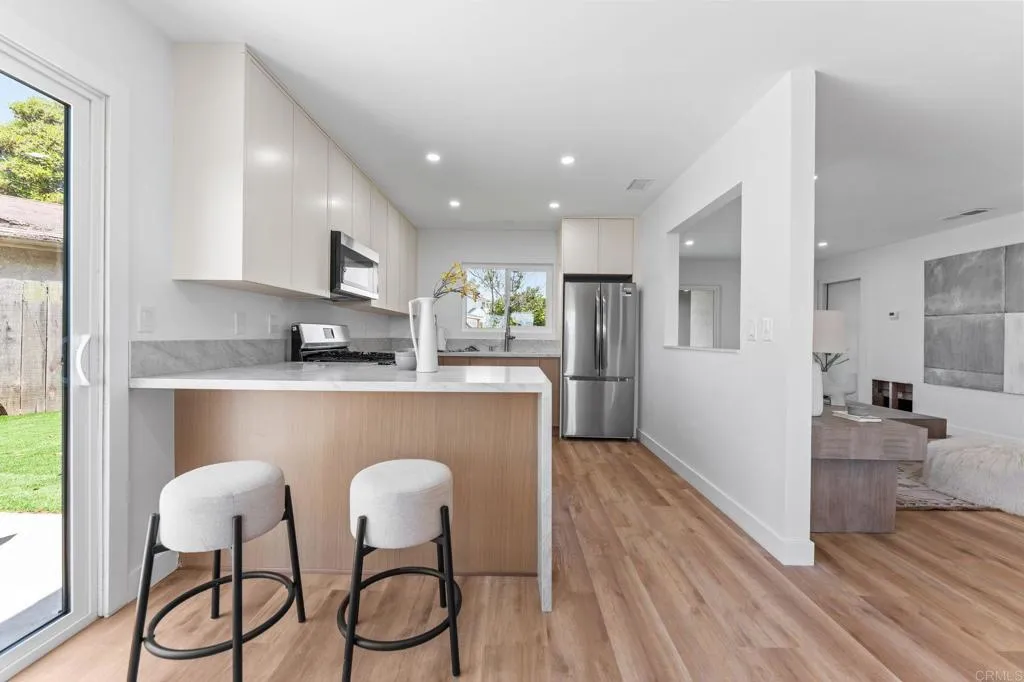 https://cdn.realtyfeed.com/cdn/127/306779628/19f73075f217ef9a714e58e1e89b56f5.webp