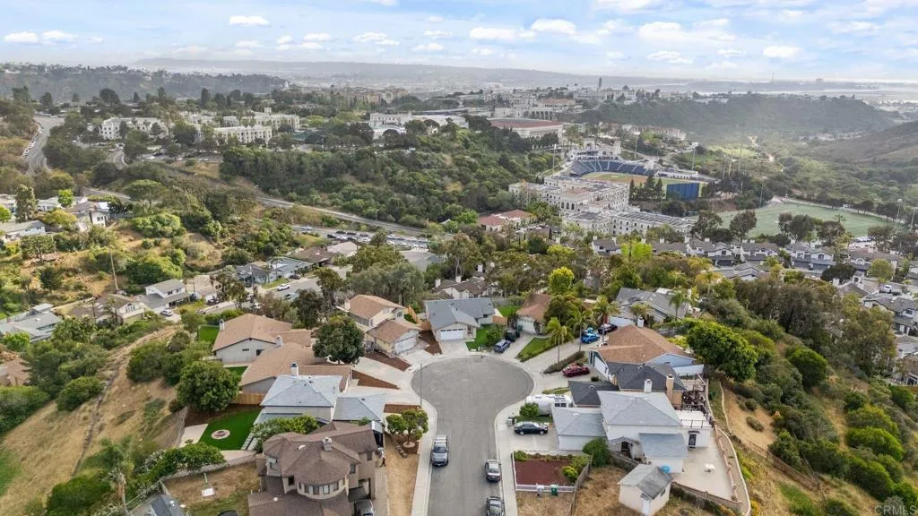 https://cdn.realtyfeed.com/cdn/127/306779628/4176b2130ba7ffe80057e0519319f13c.webp
