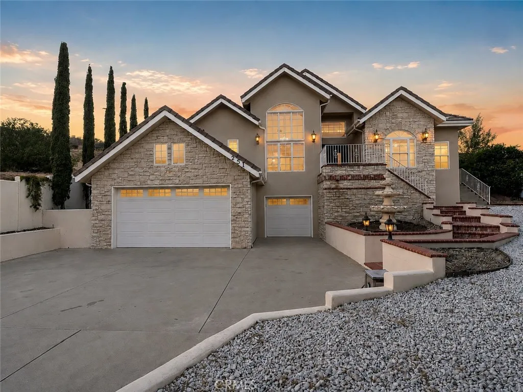 Thousand Oaks, CA 91361