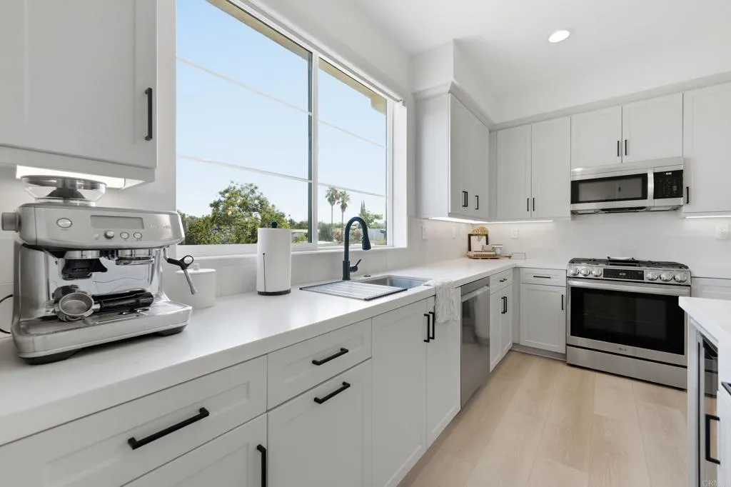 Photo #7: PTP2605711 Listing: Photo #7