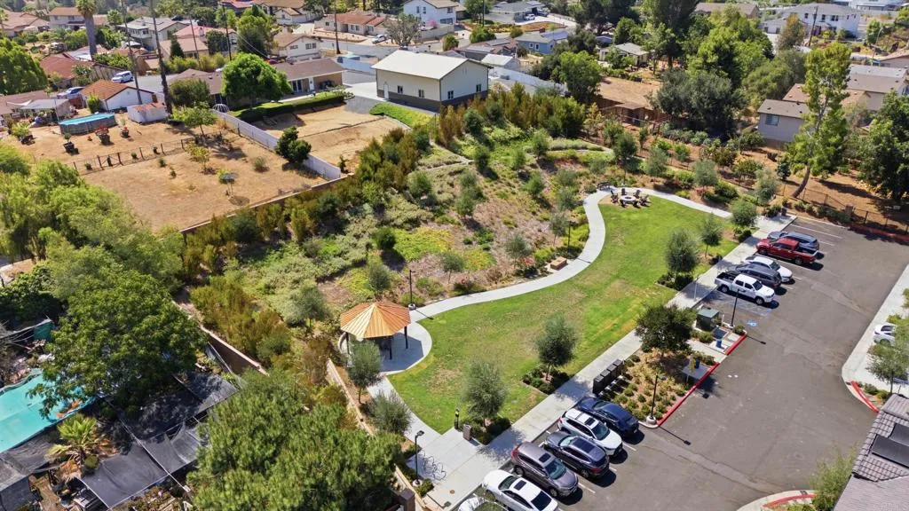 Photo #30: PTP2605711 Listing: Photo #30