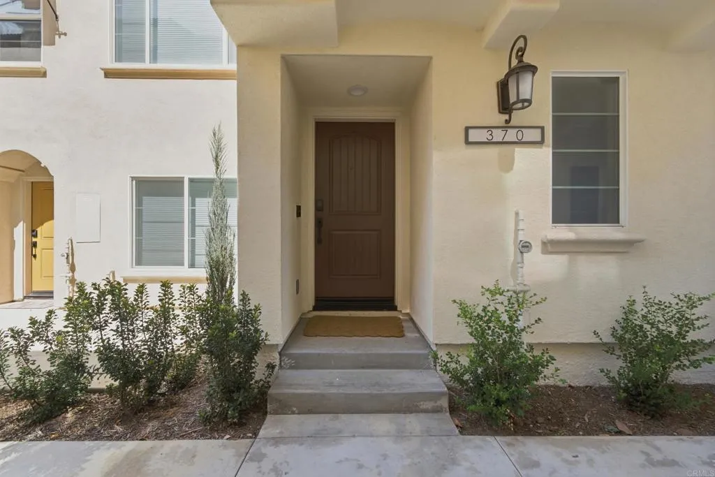 370 Volary Glen, Escondido, CA 92025 - Photo 3 of 32, Escondido, CA