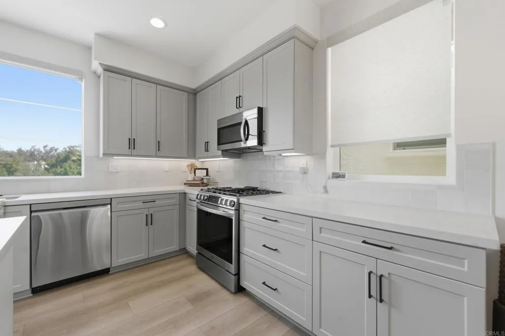 Photo #11: PTP2605711 Listing: Photo #11