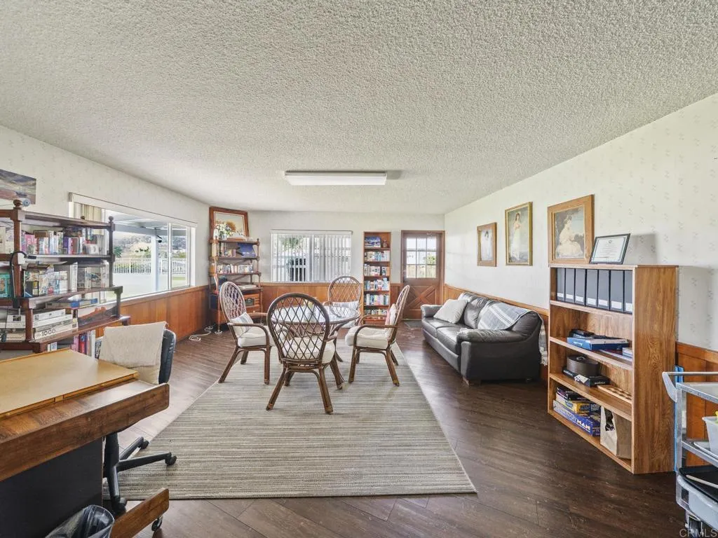 https://cdn.realtyfeed.com/cdn/127/306779693/16d1df11548869f0d562aa652135f438.webp