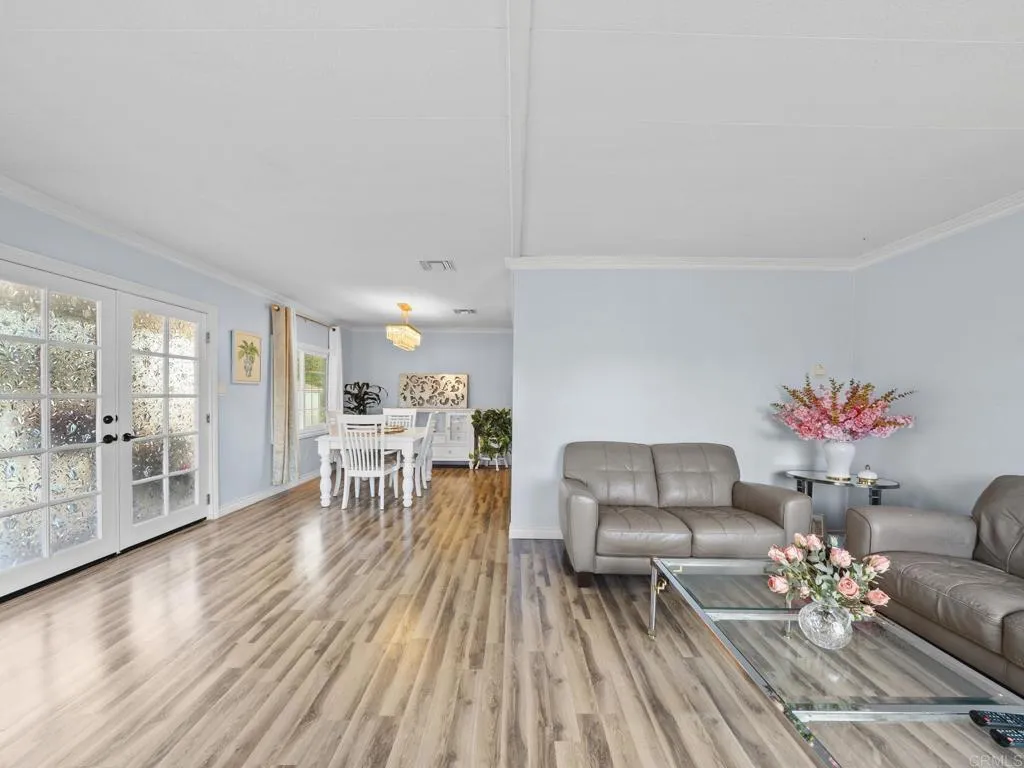 https://cdn.realtyfeed.com/cdn/127/306779693/63bb361b95c81f0276b8569d7fbd1754.webp
