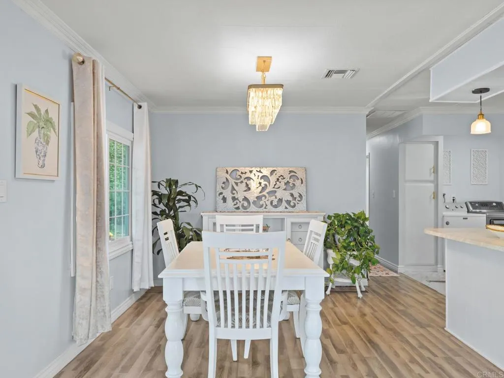 https://cdn.realtyfeed.com/cdn/127/306779693/b65978f8c7ee72f91793dd73bba2fcd5.webp
