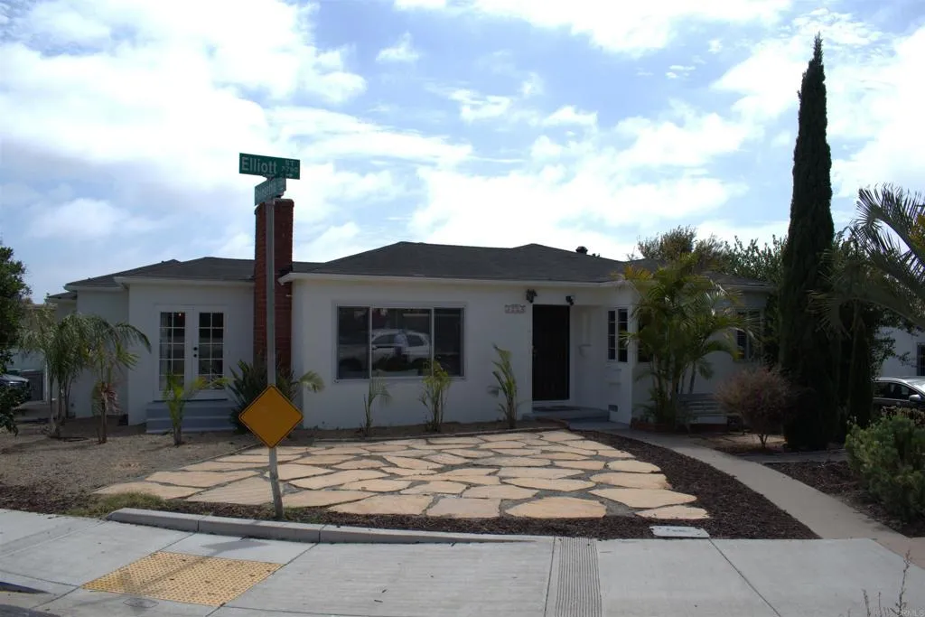 3765 Elliott Street, San Diego, CA 92106 - Main photo, San Diego, CA