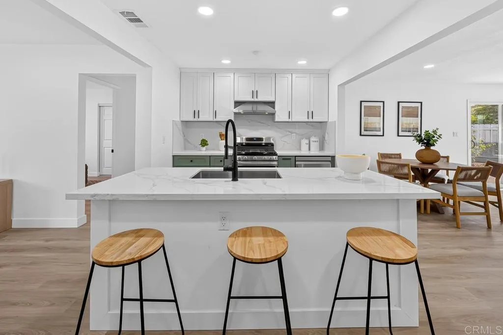 https://cdn.realtyfeed.com/cdn/127/306779761/16ae21293b36306cbc7c4456b9448d38.webp