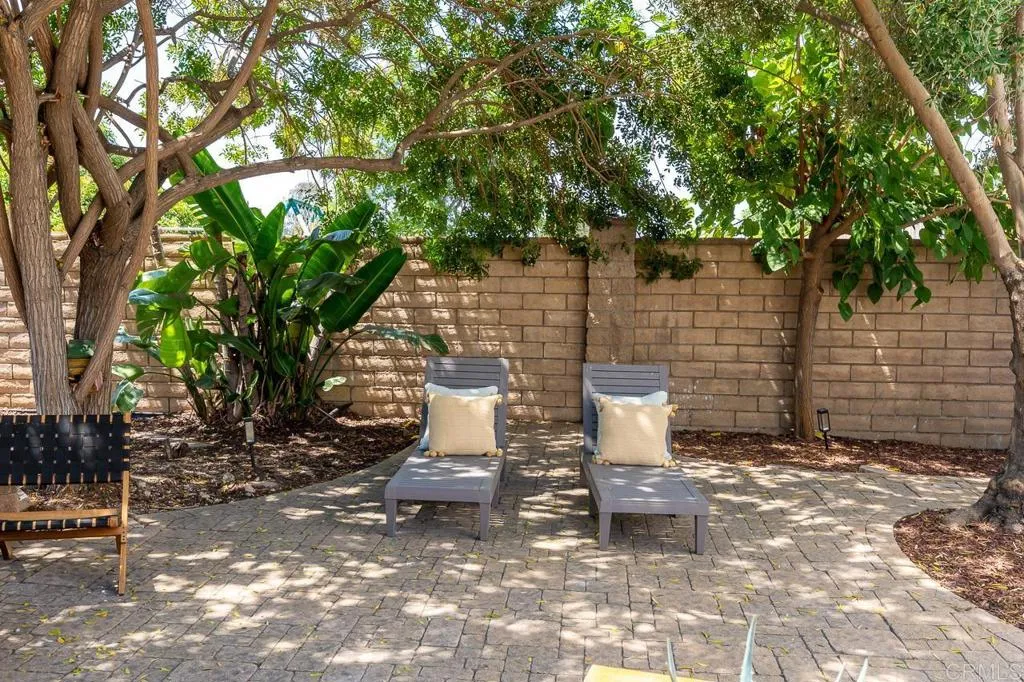 https://cdn.realtyfeed.com/cdn/127/306779761/c9f715b8519cc861d78c5b12126a5e08.webp