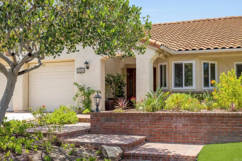 https://cdn.realtyfeed.com/cdn/127/306779817/20fb95a01360adafa450c3fbab997874.webp