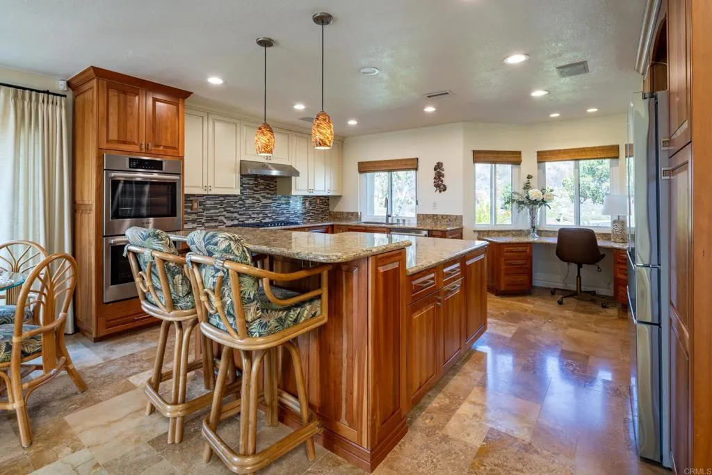 https://cdn.realtyfeed.com/cdn/127/306779817/c129d83b5bb35b9cc9931e59ff21247e.webp