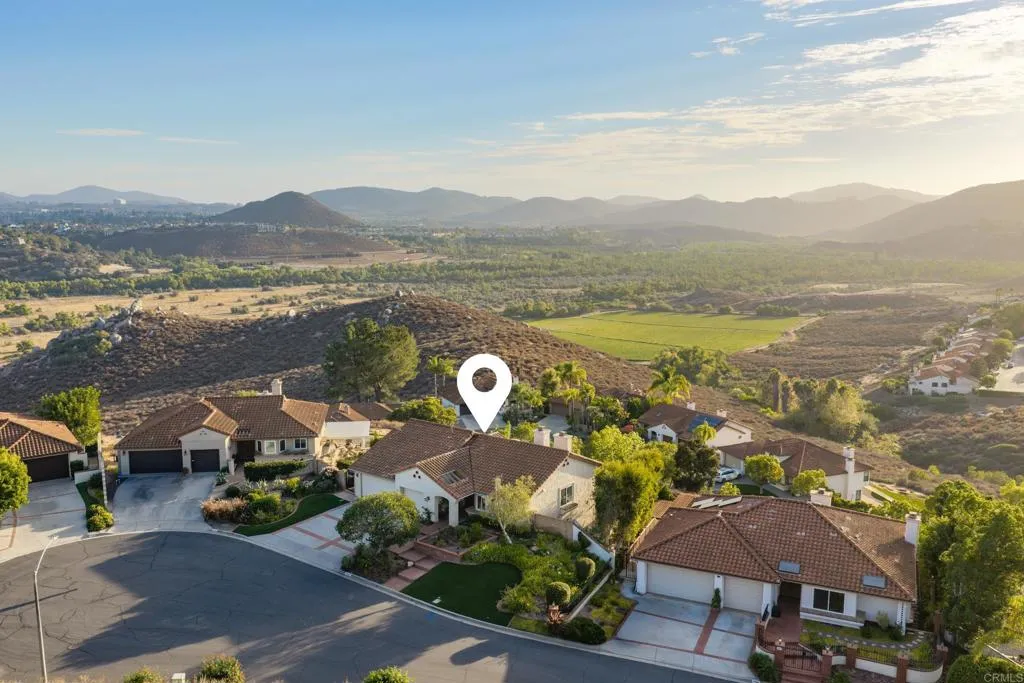 https://cdn.realtyfeed.com/cdn/127/306779817/ed4cc83afb9d45f0be16f9c5543ebdd6.webp