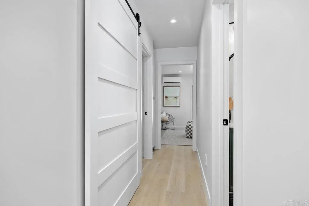 https://cdn.realtyfeed.com/cdn/127/306779825/2001169a3c61624f03fcc5596bbc97c2.webp