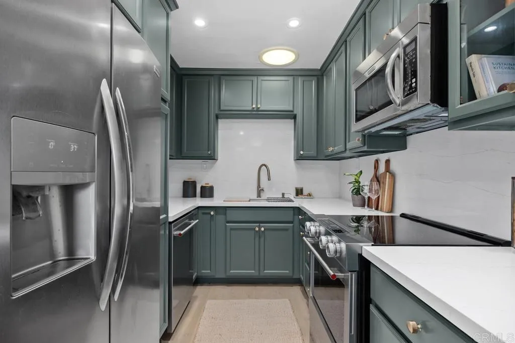 https://cdn.realtyfeed.com/cdn/127/306779825/5fc74690e06e9a0ecb1aa5bb67f2f5dd.webp