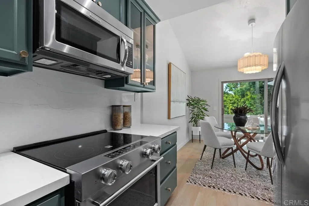 https://cdn.realtyfeed.com/cdn/127/306779825/be94b0442c109701a7ec55ba930736c2.webp