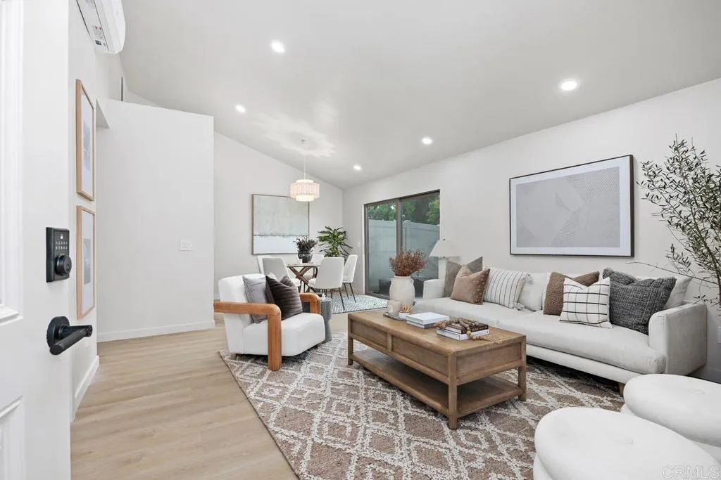https://cdn.realtyfeed.com/cdn/127/306779825/ea10ffc843aa85f27f2eefcd82fa9065.webp