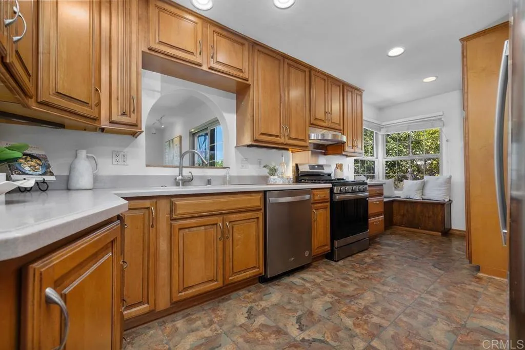 https://cdn.realtyfeed.com/cdn/127/306779839/5e9bed68b8c1b38b5060c5f4373d8edf.webp