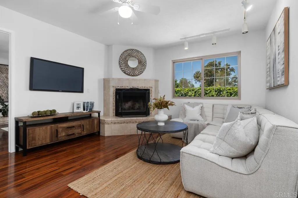 https://cdn.realtyfeed.com/cdn/127/306779839/ffd22b79130e7dc5fe4b855323b1dea1.webp