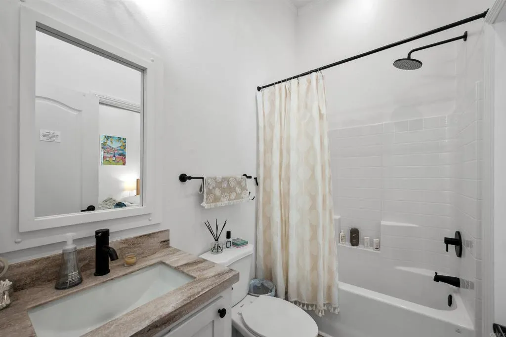 https://cdn.realtyfeed.com/cdn/127/306779883/422f54f8181231d80d691272d236070a.webp