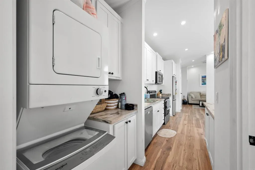https://cdn.realtyfeed.com/cdn/127/306779883/9dc0d9be1e8b33b368561e748f17766a.webp