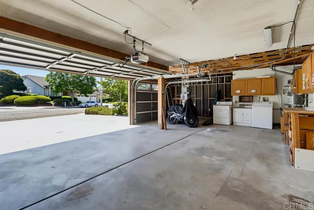 https://cdn.realtyfeed.com/cdn/127/306779884/7192bd077987b0cd1a8af3284b956f0b.webp