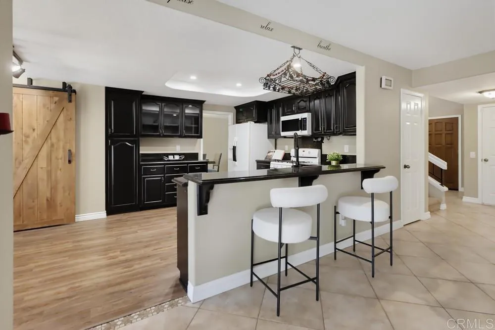 https://cdn.realtyfeed.com/cdn/127/306779884/c794a391defa6a2cd5da05546518ca27.webp