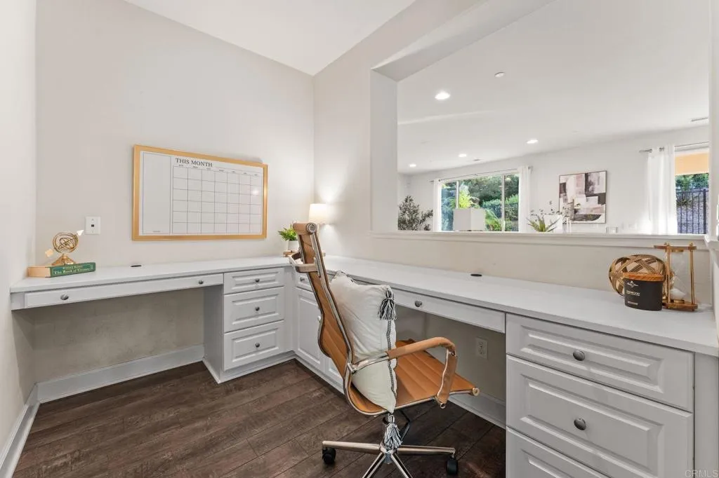 https://cdn.realtyfeed.com/cdn/127/306779890/245f64819631eca9e234d32d84a85436.webp