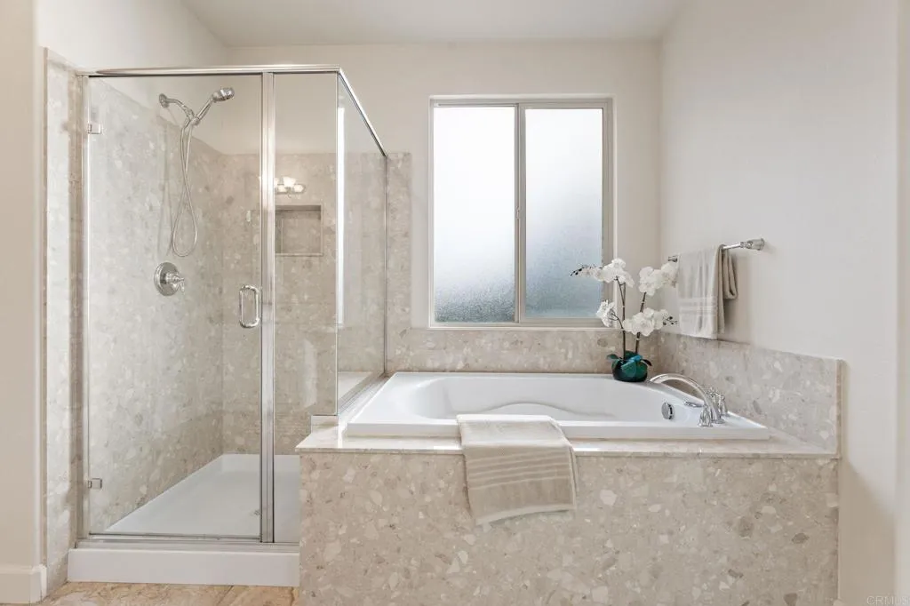 https://cdn.realtyfeed.com/cdn/127/306779890/dededaa5fb0441902b7894e7becdbe5e.webp