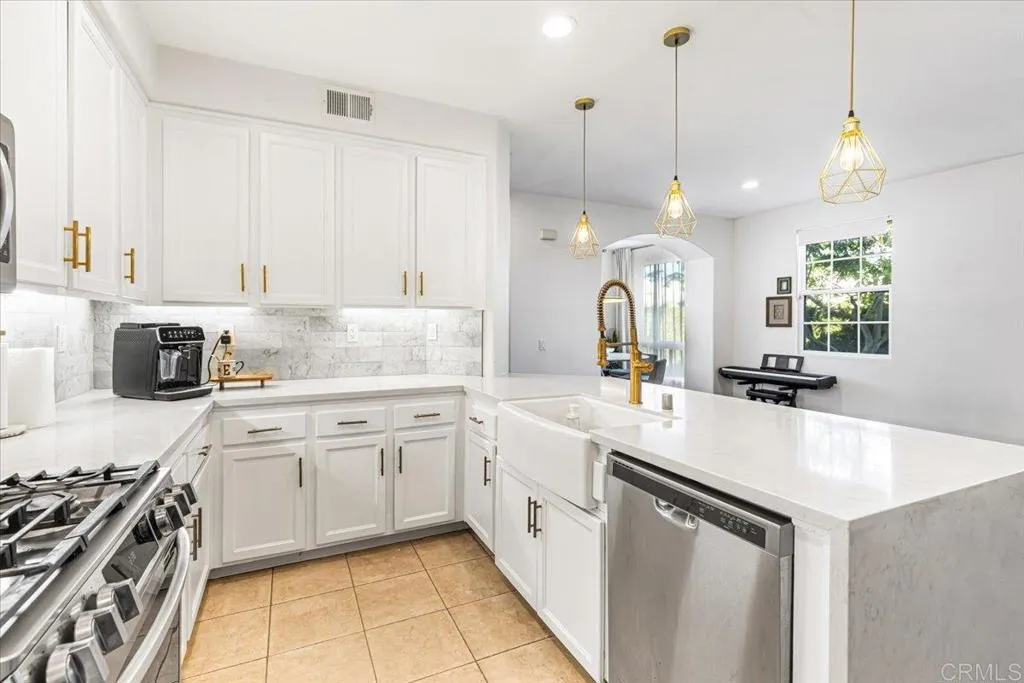 Photo #19: PTP2605726 Listing: Photo #19