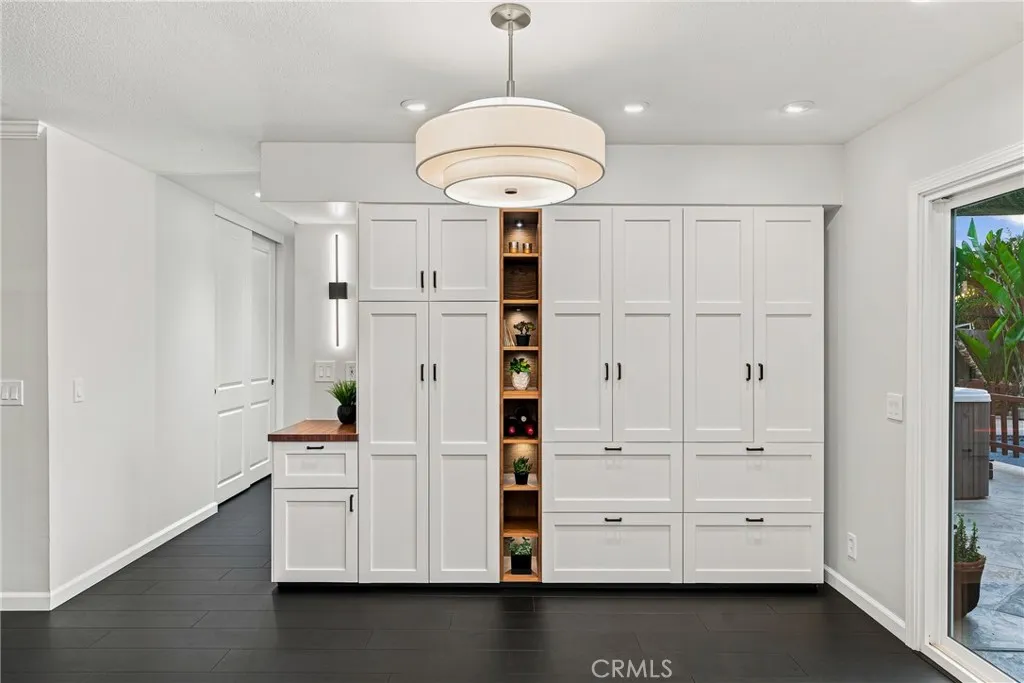 https://cdn.realtyfeed.com/cdn/127/306779906/3a6e0adb94c6966f94f972232b0805c3.webp
