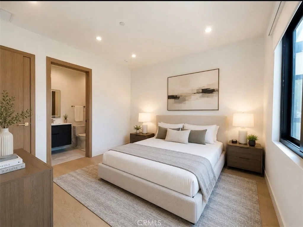Tarzana, CA 91356