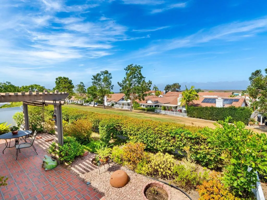 https://cdn.realtyfeed.com/cdn/127/306779960/27d660e89000111fa0f2a61f309ef34e.webp