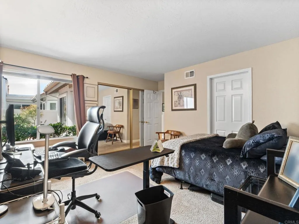 https://cdn.realtyfeed.com/cdn/127/306779960/3d2c437c7e25bcdd9a38e2deda67f957.webp