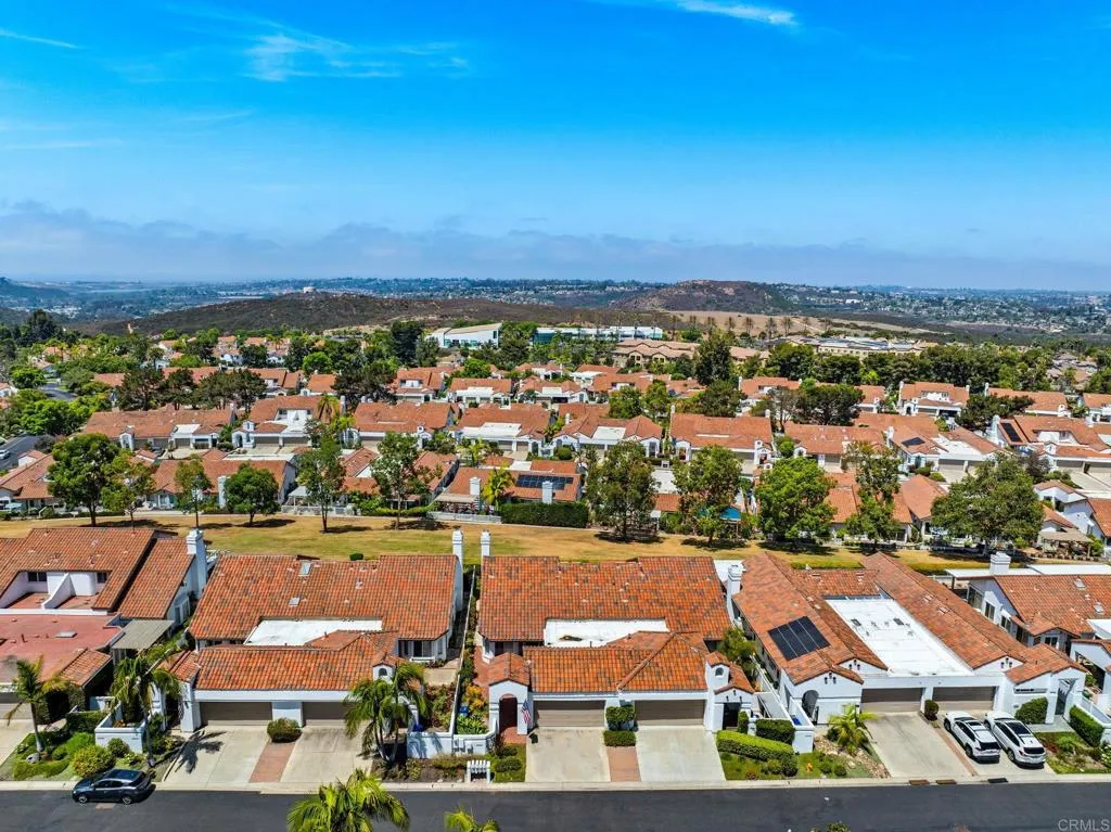 https://cdn.realtyfeed.com/cdn/127/306779960/8c815024e48c6023e01ff1133c9eec2f.webp